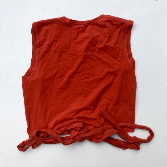 J Dow Fitness Wrap Around Tie Tank - Picture 4 of 4